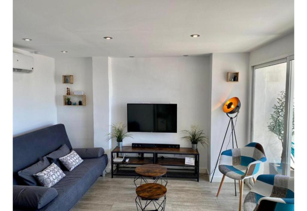 Pueblo Blanco Sea View Apartment By Namaste Elite Torremolinos Exterior photo