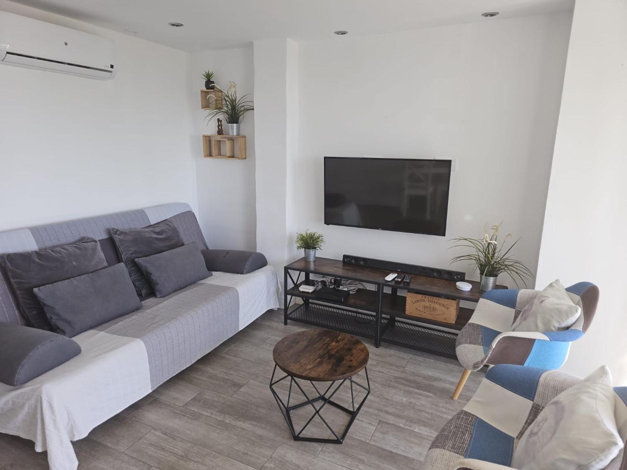 Pueblo Blanco Sea View Apartment By Namaste Elite Torremolinos Exterior photo