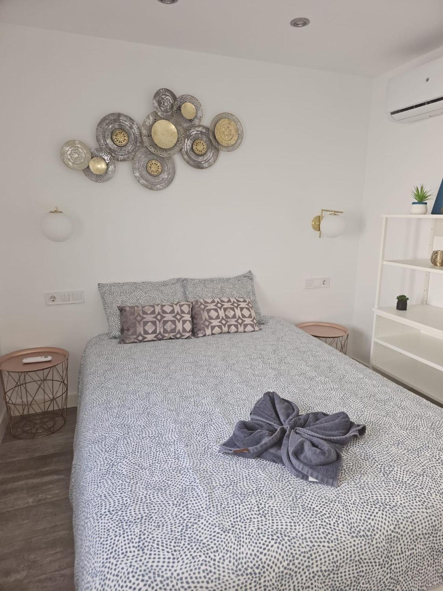 Pueblo Blanco Sea View Apartment By Namaste Elite Torremolinos Exterior photo